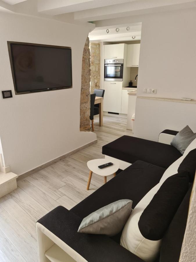 Apartments Rose1 Cres Luaran gambar